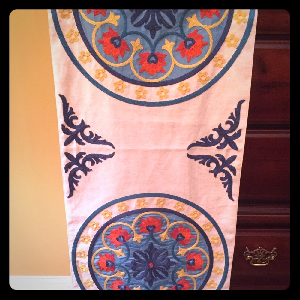 Pier One table runner